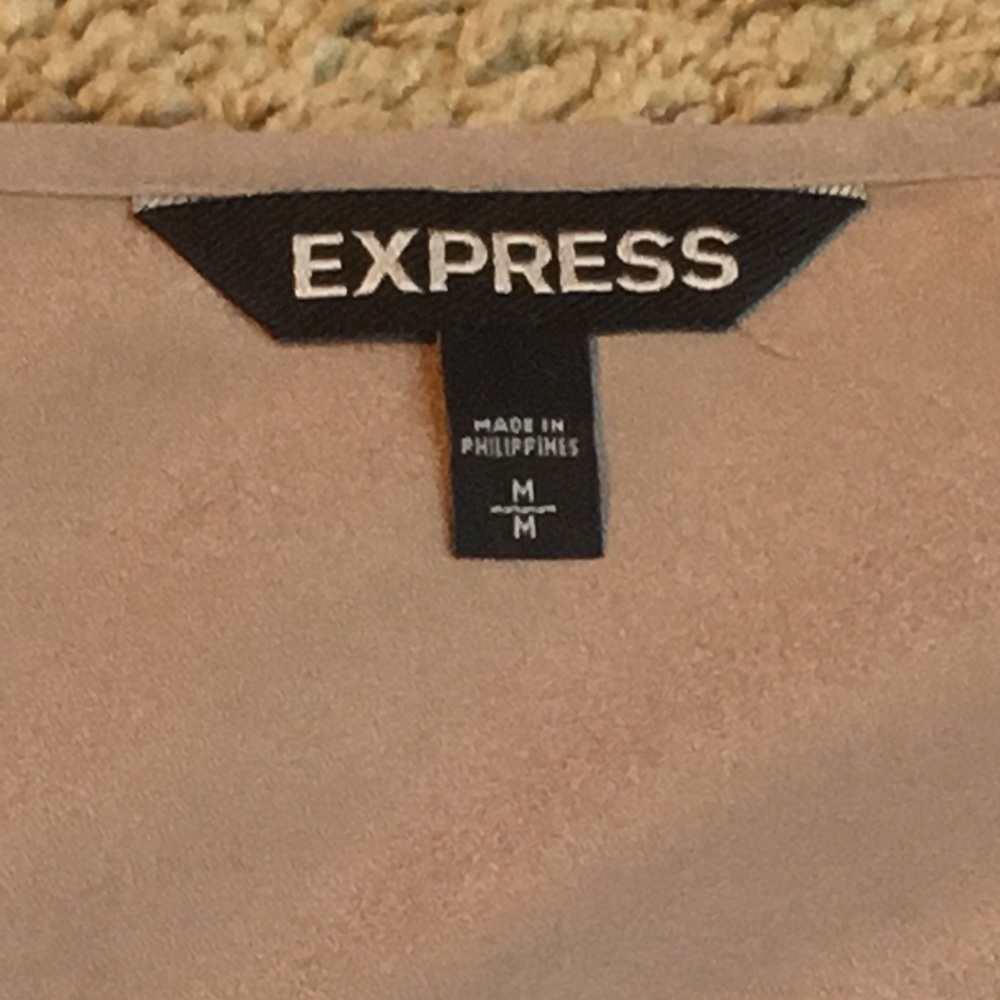 Express Sequined Rolled Sleeve Top - Picture 4 of 5